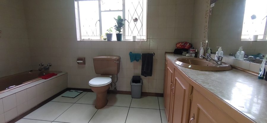 4 Bedroom Property for Sale in Hillcrest Northern Cape